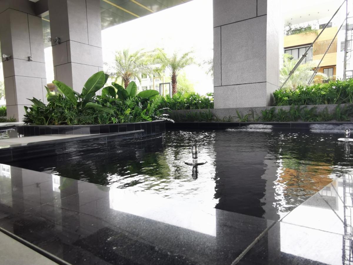 Căn hộ Luxury River Panorama View For 5 - Rooftop Infinity Pool + Sauna Near Q1 + Secc TP. Hồ Chí Minh